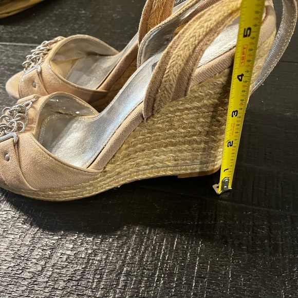 White House Black Market wedges - Picture 5 of 5